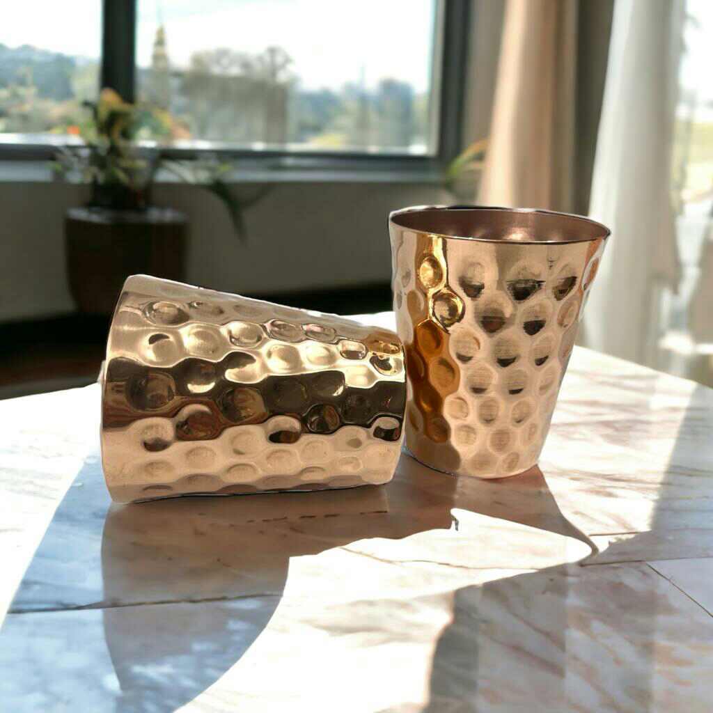 Set of One Copper Pitcher with Top and Two Tumblers, Deep Hammering and Shiny Finish